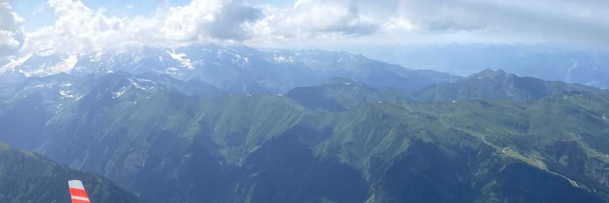 Flugwegposition um 12:59:57: Aufgenommen in der Nähe von Gemeinde Rauris, 5661, Österreich in 2925 Meter
